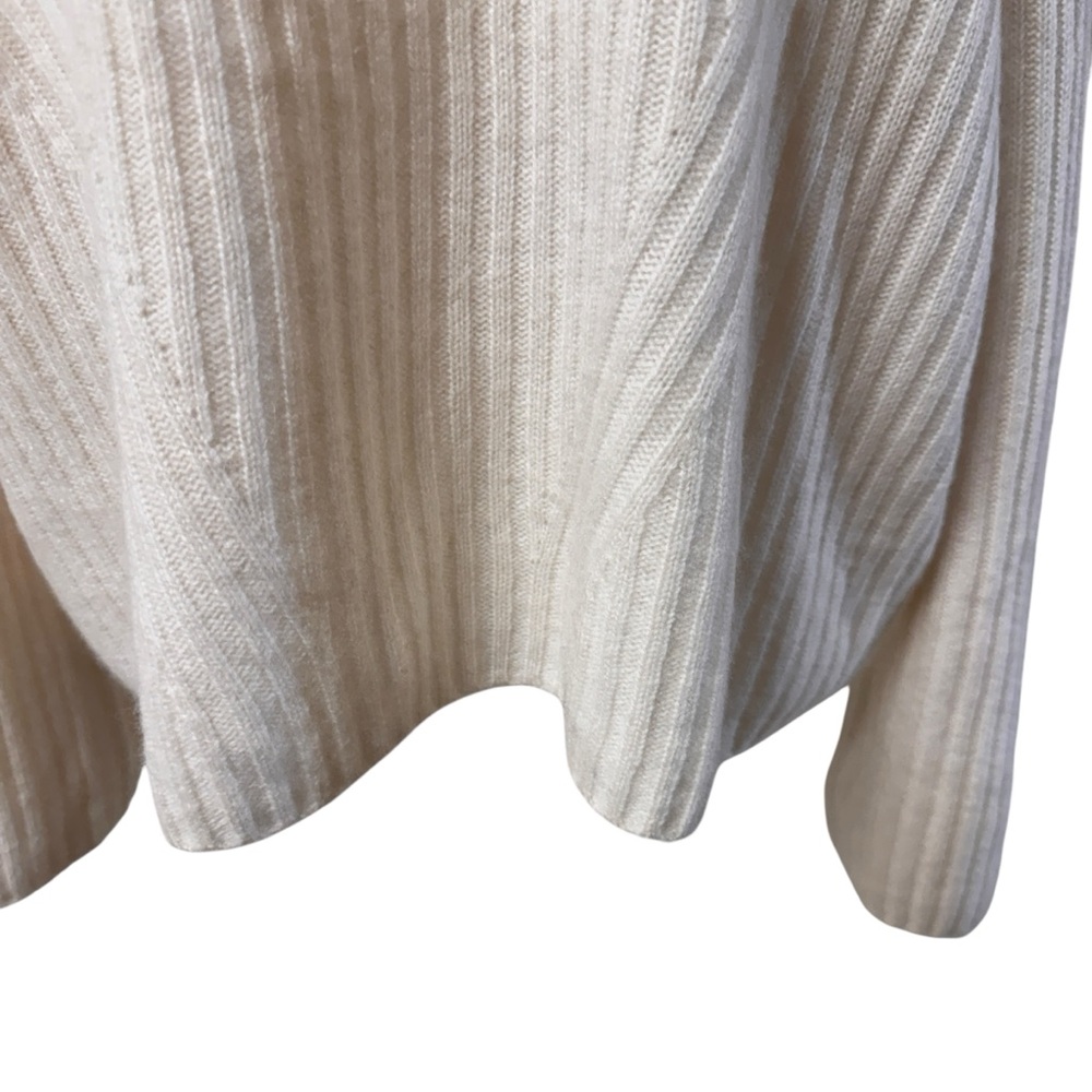 C by Bloomingdales Cashmere mockneck oatmeal flare button sleeves XL sweater - Picture 6 of 13